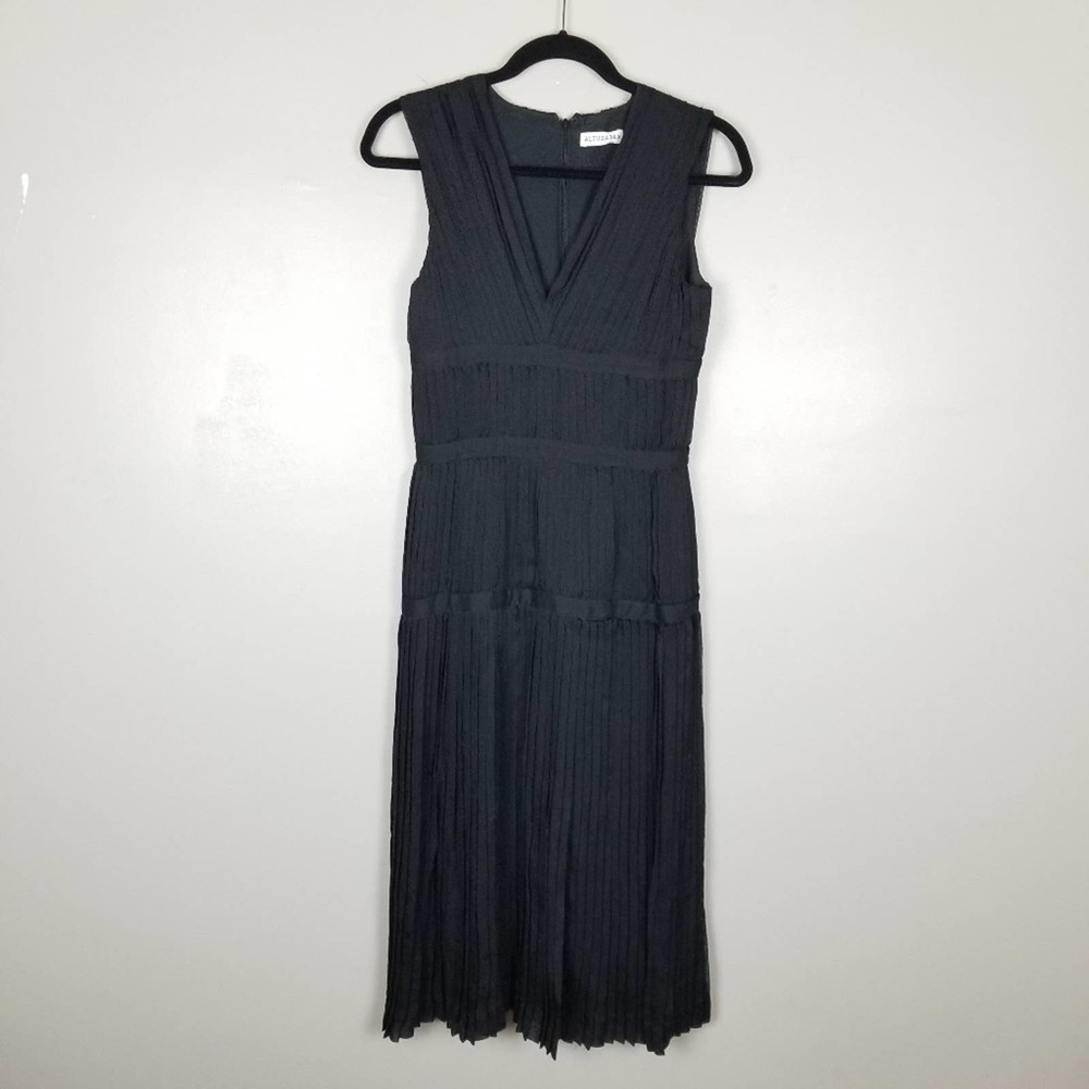 Altuzarra black pleated jumper dress, v neck, size 34/ S